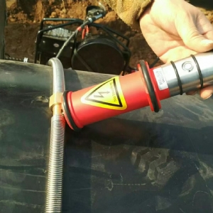 電火花檢漏儀環(huán)形探極現(xiàn)場(chǎng)案例